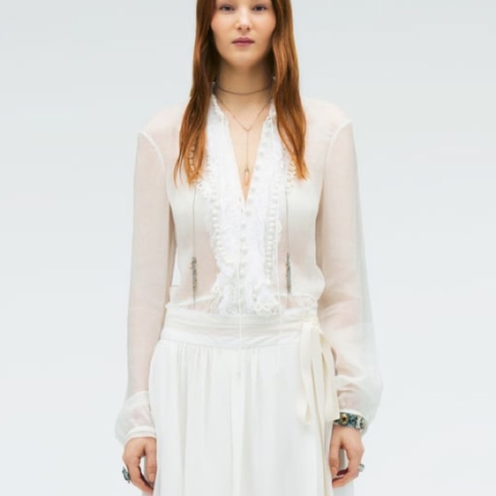 NWT WHITE RUFFLE CONTRAST YOKE SHIRT LIMITED EDITION collection XS